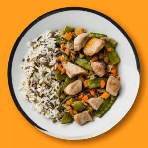 Curry rojo de pollo con verduras y guarnición de arroz salvaje (270 g.)