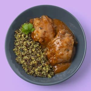 Pollo_con_Salsa_Barbacoa_Coreana_y_Guarnicion_de_Quinoa_01