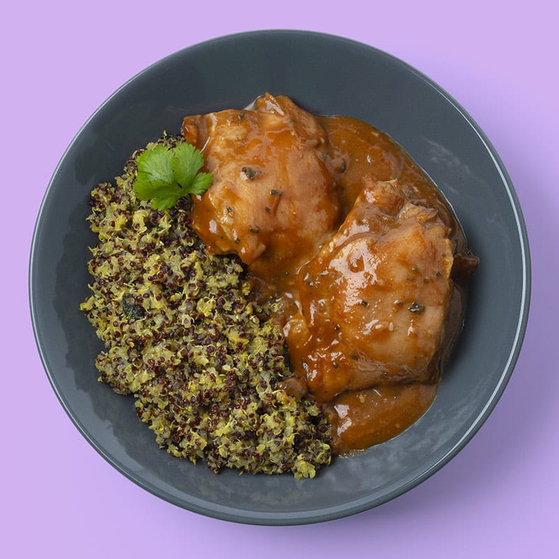 Pollo_con_Salsa_Barbacoa_Coreana_y_Guarnicion_de_Quinoa_01